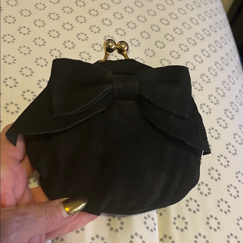 Elegant Black Bow Clutch
